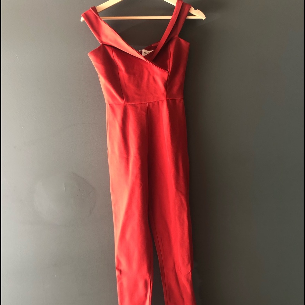 Betty Sleeveless jumpsuit